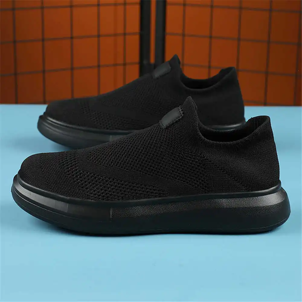 Calze con plateau scarpe marro - Streetwear Brand From China recensione e prezzo